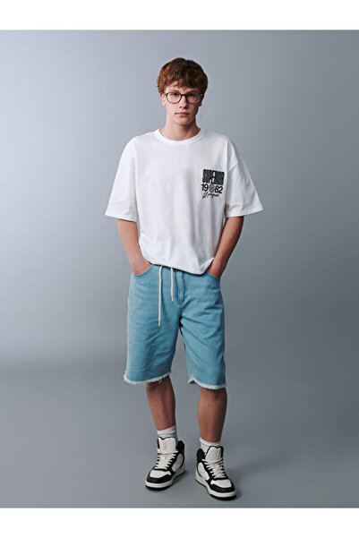 LC Waikiki Rmz Gi̇yi̇m Farkiyla Young Men's Jean Bermuda