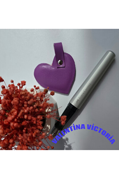 valentina victoria قلب ❤   حامل مفاتيح من الجلد الطبيعي.