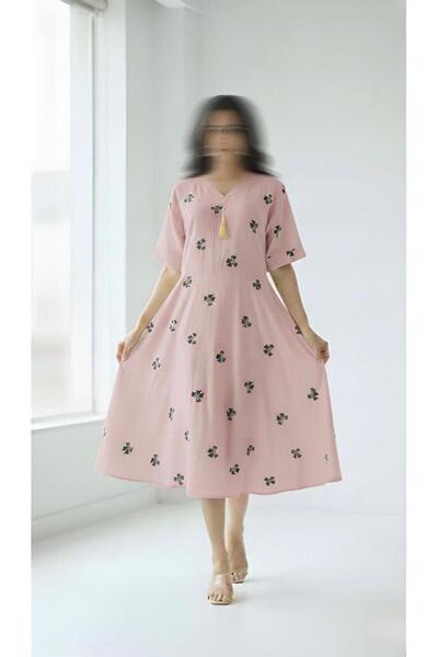 ISHRAQAT AL-AMAL فستان قصير باكمام قصيره بتصميم نص كلوش وتصميم الكرفته مريح ن...