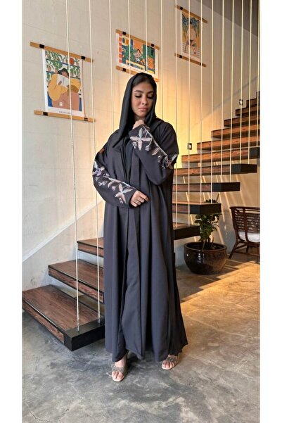 Warazan Eid abaya embroidered with bright colors