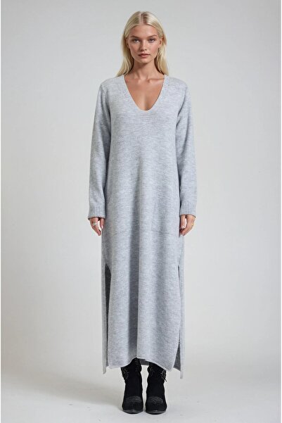 Lijuri V-Neck Side Slit Knitwear Maxi Dress 2019