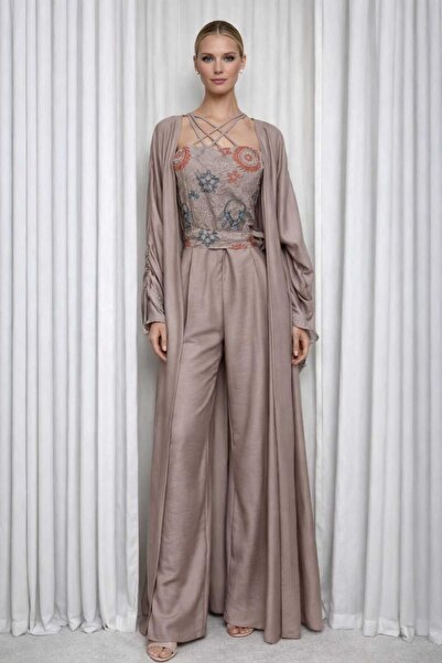 qmhafrst Eid jumpsuit, computer-made, Bahraini fabric, two pieces, gorgeous g...