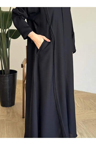 Abay-ti Black abaya with a hidden zipper and front pleats - free headscarf