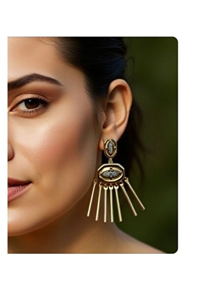 KARE ACCESORIES أقراط متدلية بتفاصيل حجرية هندسية ذهبية اللون