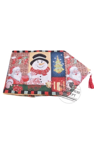 Decoratiuni Dulci Runner tematica Craciun, nuante de rosu, model oameni de za...