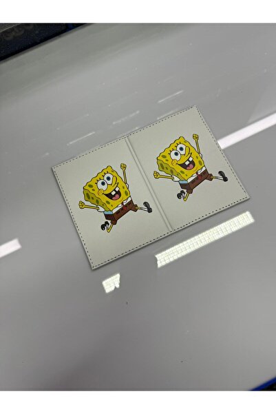 BMASTORE06 حافظة سبونج بوب البيضاء للرخصات