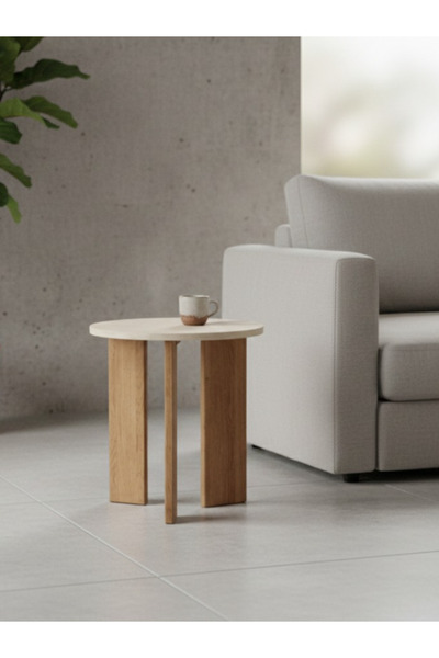 BEC13 A luxurious, geometrically designed wooden side table