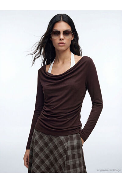 LC Waikiki Rmz Gi̇yi̇m Farkiyla Wide Roba Collar Gathered Blouse