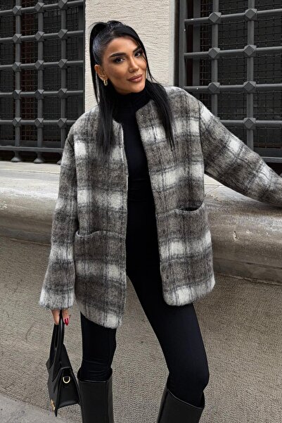 Lijuri Round neck plaid patterned feathered coat 7140