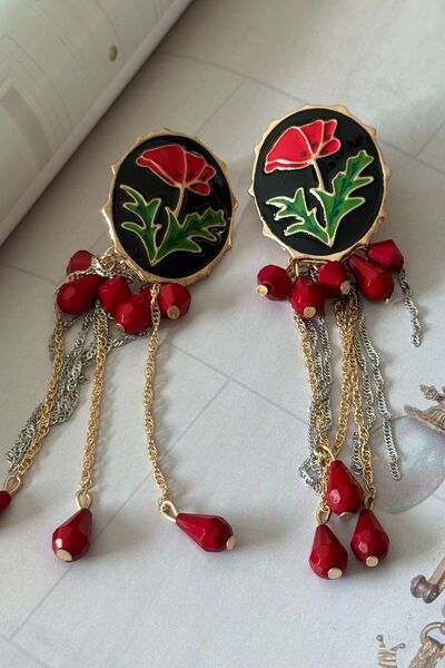 Trendy Butik Vip rose patterned chain dangle brand earrings