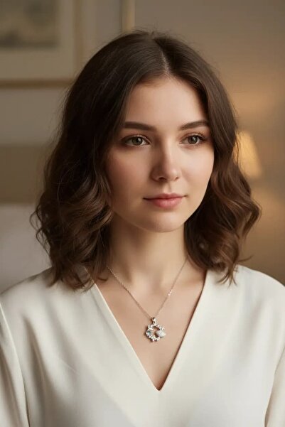 Clariss Çelik Zincir Gümüş Renk Deniz Tema Model Zirkon Taşlı Kadın Kolye