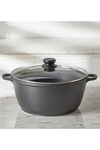 Generic Spark Dutch Oven with Lid - 9.7 L