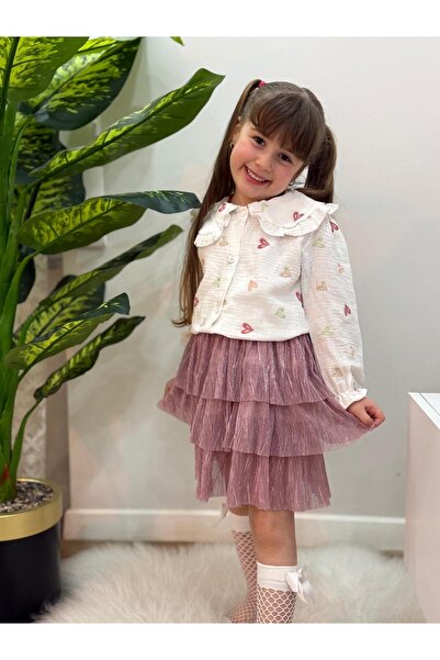 YİGİT BUTİK Set pentru fete: cămașă din muselină brodată cu inimioare și fustă