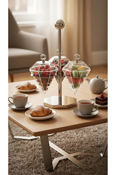 Generic A luxurious, royal-style candy and nut holder