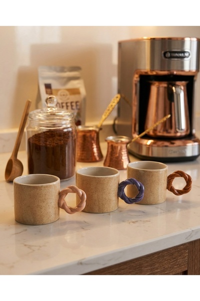 Me Gusta Home 3 Color Twist Cup Set with Handles