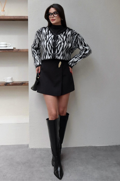 aura7 collection Women's Clothing Mini Skirt with Accessories