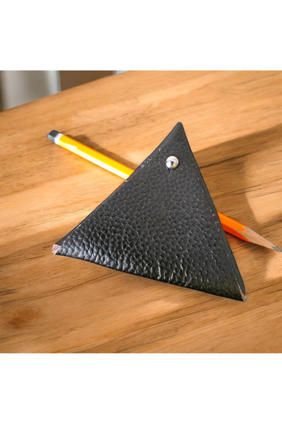 valentina victoria Genuine Leather Triangle-Shaped Coin Holder, Wired Headpho...