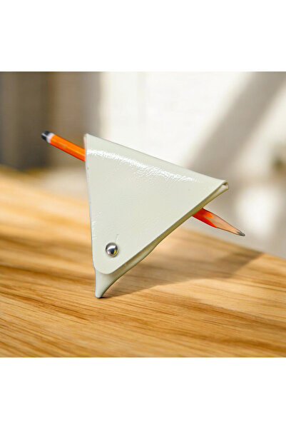 valentina victoria Genuine Leather Triangle-Shaped Coin Holder, Wired Headpho...