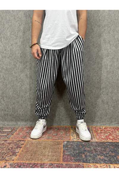 FıttingRoom بنطلون نصف شالوار مطوي ومزين بنمط مع خصر مطاطي