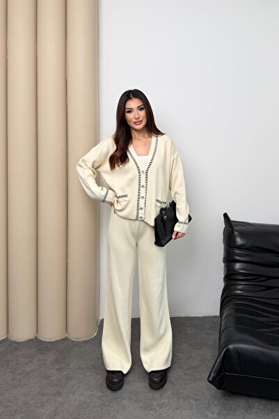 H&E LUXURY DESIGN Women's Striped Sports Button Detailed Knitwear Set