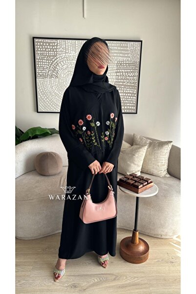 Warazan عباية قماش كريب ملكي بتطريز يدوي من الصدر