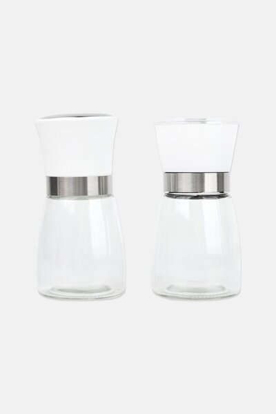 Imusa 2 Pieces Salt Shaker And Pepper Grinder, White