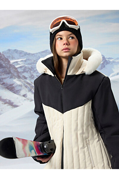 LC Waikiki Esvab • Modern & Distinctive Hooded Girls' Ski Jacket