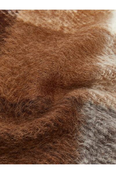 LC Waikiki Eșarfă de damă maro cu franjuri și model în carouri