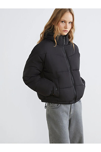 LC Waikiki Black Stand Collar Women's down Coat