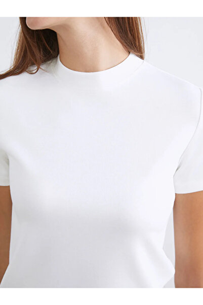 LC Waikiki Ecru Crew Neck Women's T-Shirt