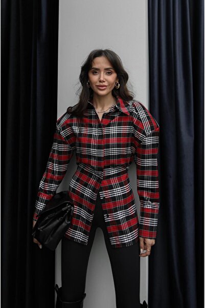 Havoş Cămașă în carouri cu detaliu roșu la spate