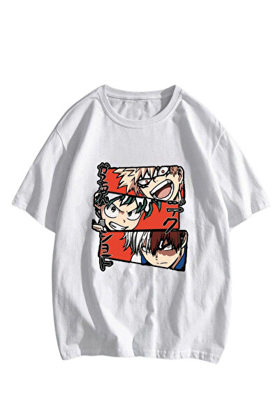 İlayda Toprak Academia εμπριμέ λευκό κοντομάνικο μπλουζάκι με oversized εφαρμογή