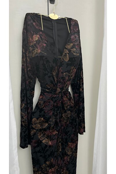 LUMY Eid dress "Midnight Bloom"