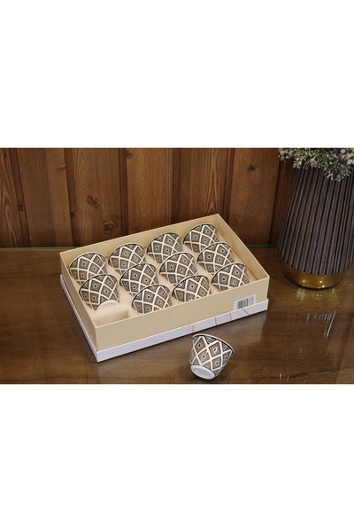 Louvre Colorful coffee cups