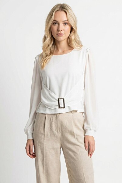 Rays 2831 بلوزة بتفاصيل مميزة باللون الأبيض