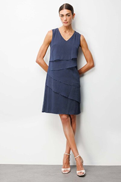 Ekol V Yaka Puantiyeli Şifon Elbise