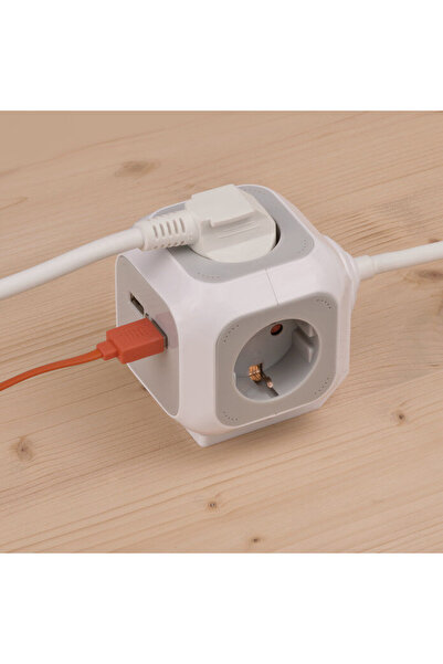 Brennenstuhl Cub cu priză cu 4 căi + USB