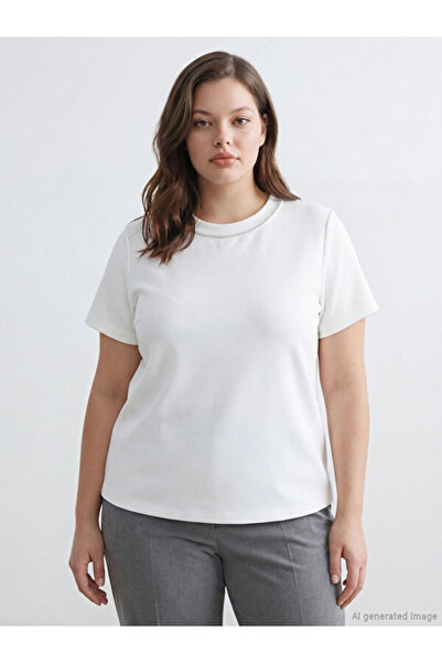 LC Waikiki Rmz Gi̇yi̇m Farkiyla Hakim Roba Collar Stone Detailed Women's T-Shirt