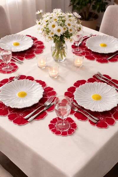 MODA Dekoratif Kırmızı Çiçek Amerikan Servis 2 Adet (Bardak Altlığı Hediyeli)