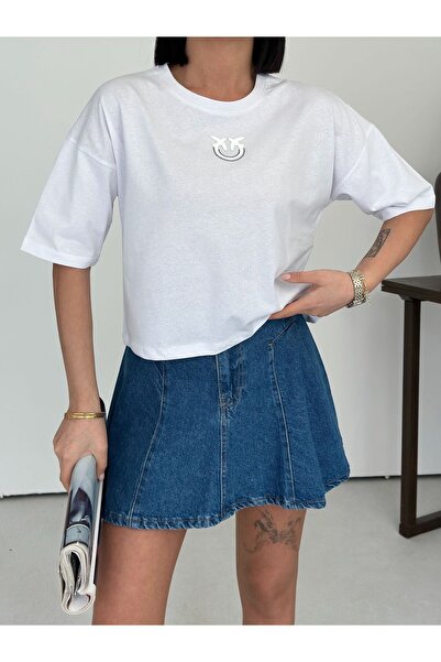 moda paketi Minimal Bird Figured Crop T-Shirt – Oversize Cut, Short Sleeve Wo...