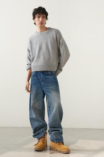 Bershka İşlemeli super baggy fit jean