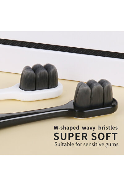 Choice فرشاة أسنان سوداء وأخرى بيضاء، مناسبتان للأشخاص ذوي اللثة الحساسة. فرش...