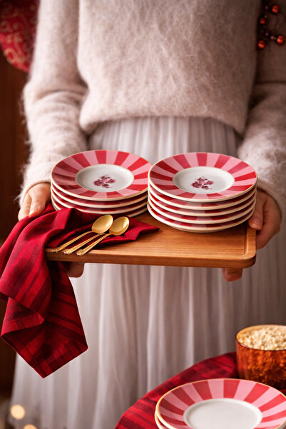 porselenden Bomonty Nostalgia Flower 6 Pieces of Tea Plates with Floral Patte...