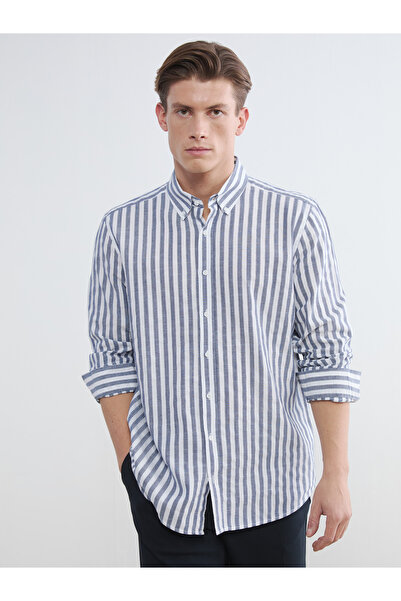 LC Waikiki قميص رجالي مخطط بقصة عادية