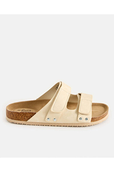 REDTAG صندل رجالي بيج اللون من الفلين