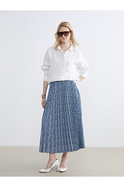 LC Waikiki تنورة مطوية مزينة بنقوش زهرية وخصر مطاطي