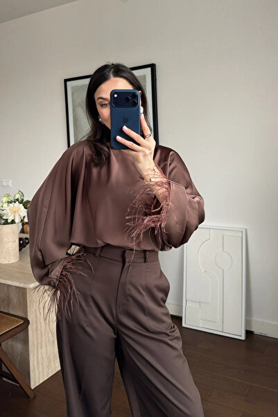 SHILSEE BEUTİQUE Women's Back-Tie Satin Blouse with Shirt Detail in Brown