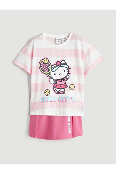 LC Waikiki طقم تيشيرت وتنورة قصيرة مطبوع عليه صورة هيلو كيتي للبنات