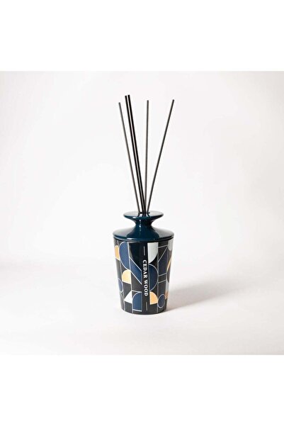 Generic Cedar wood diffuser with fiber sticks 900 ml