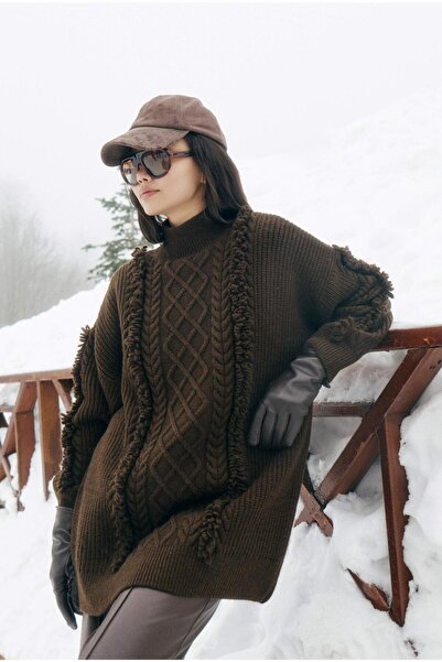 HEQA Плетен пуловер с ресни в цвят кафе